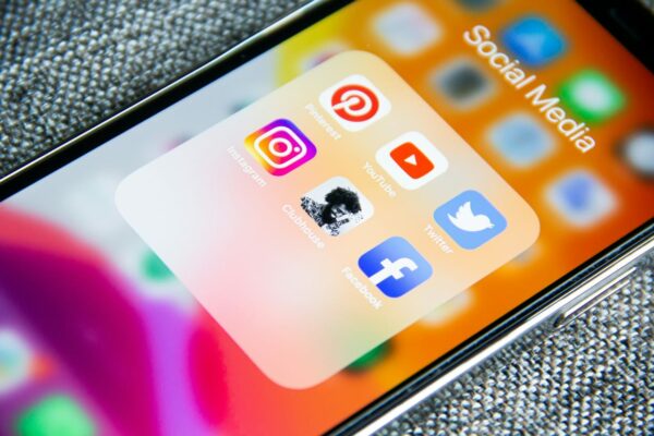 Nutzung von Social Media Plattformen